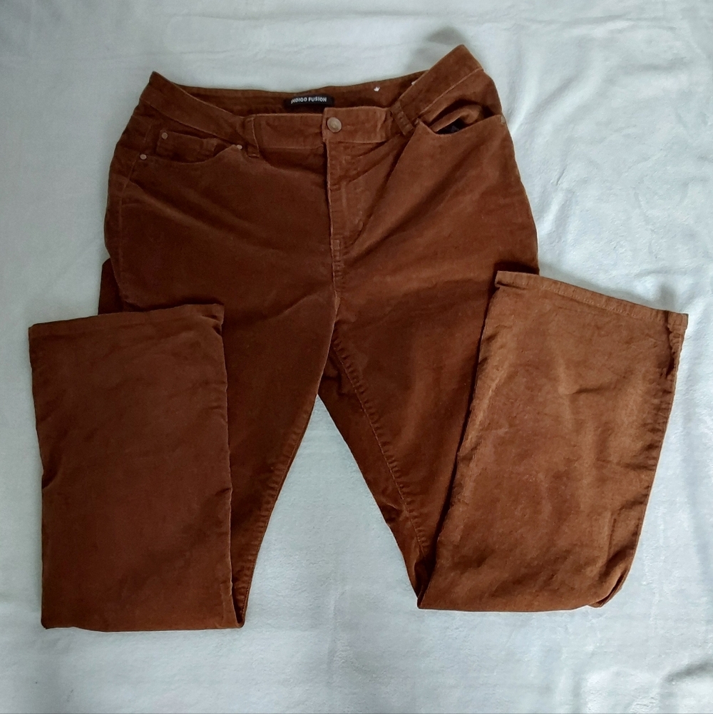 Indigo Infusion Womens Brown Corduroy Pants
